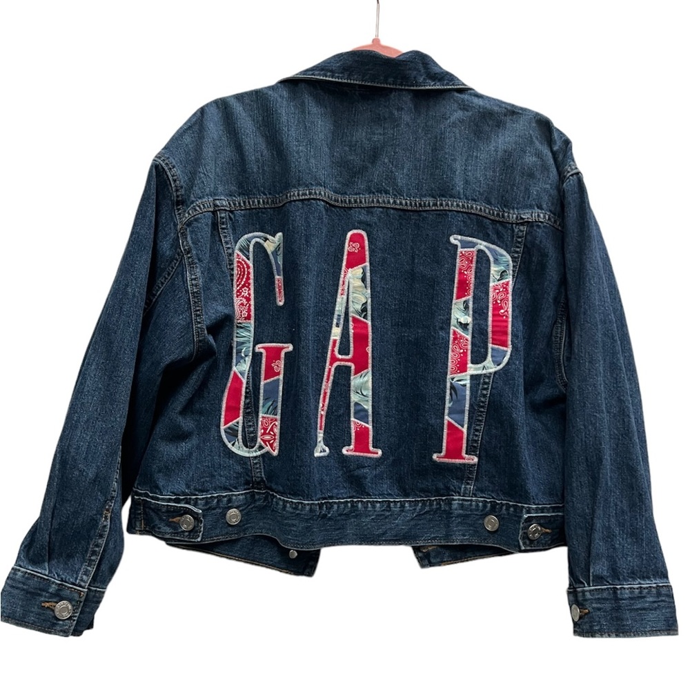 Gap logo cropped jean jacket